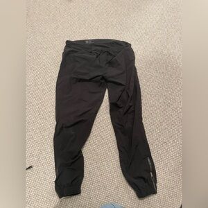 Albion Fit Women’s Black Jetsetter in medium